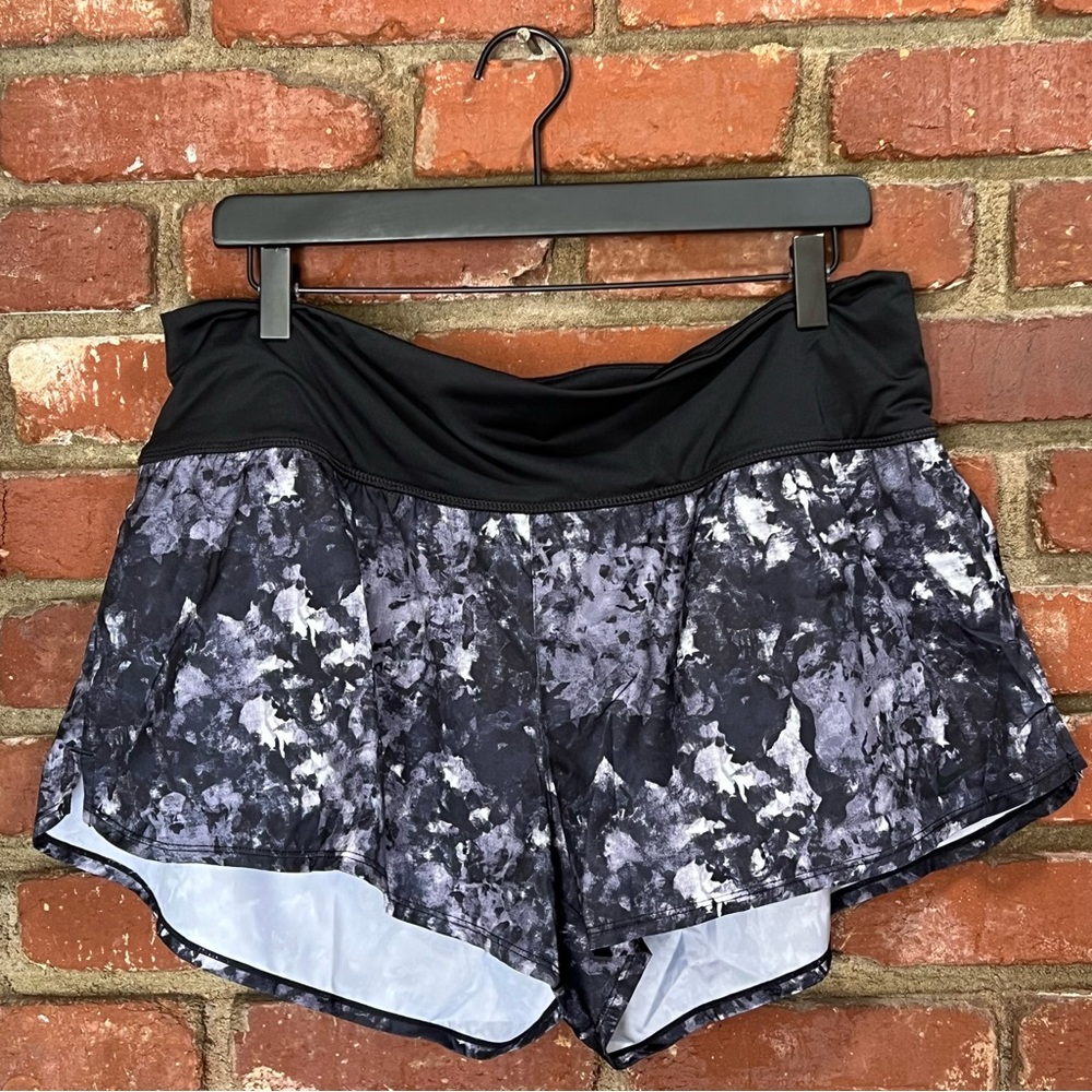 Nike swim women's size‎ XL NESSD341-001 NWT black/grey shorts swimwear